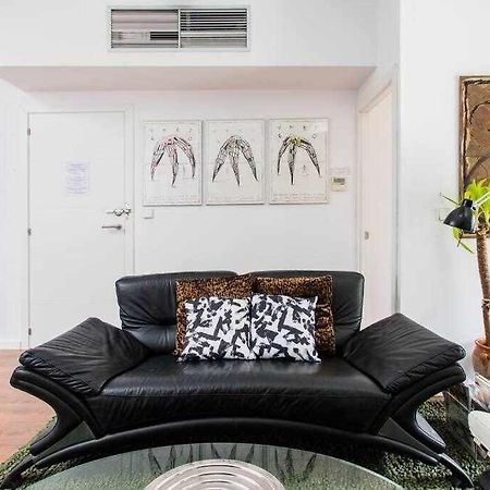 Lujoso Apartamento Con Patio En Triana Sevilla Luaran gambar