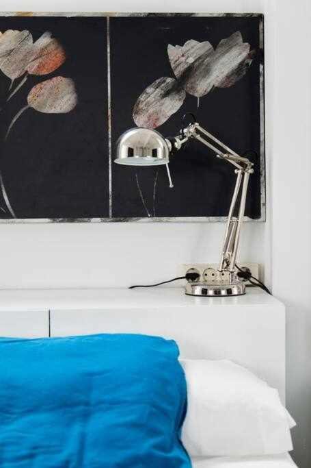 Lujoso Apartamento Con Patio En Triana Sevilla Luaran gambar
