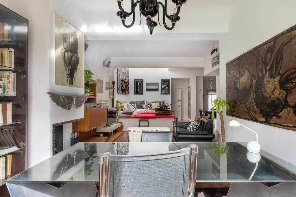 Lujoso Apartamento Con Patio En Triana Sevilla Luaran gambar